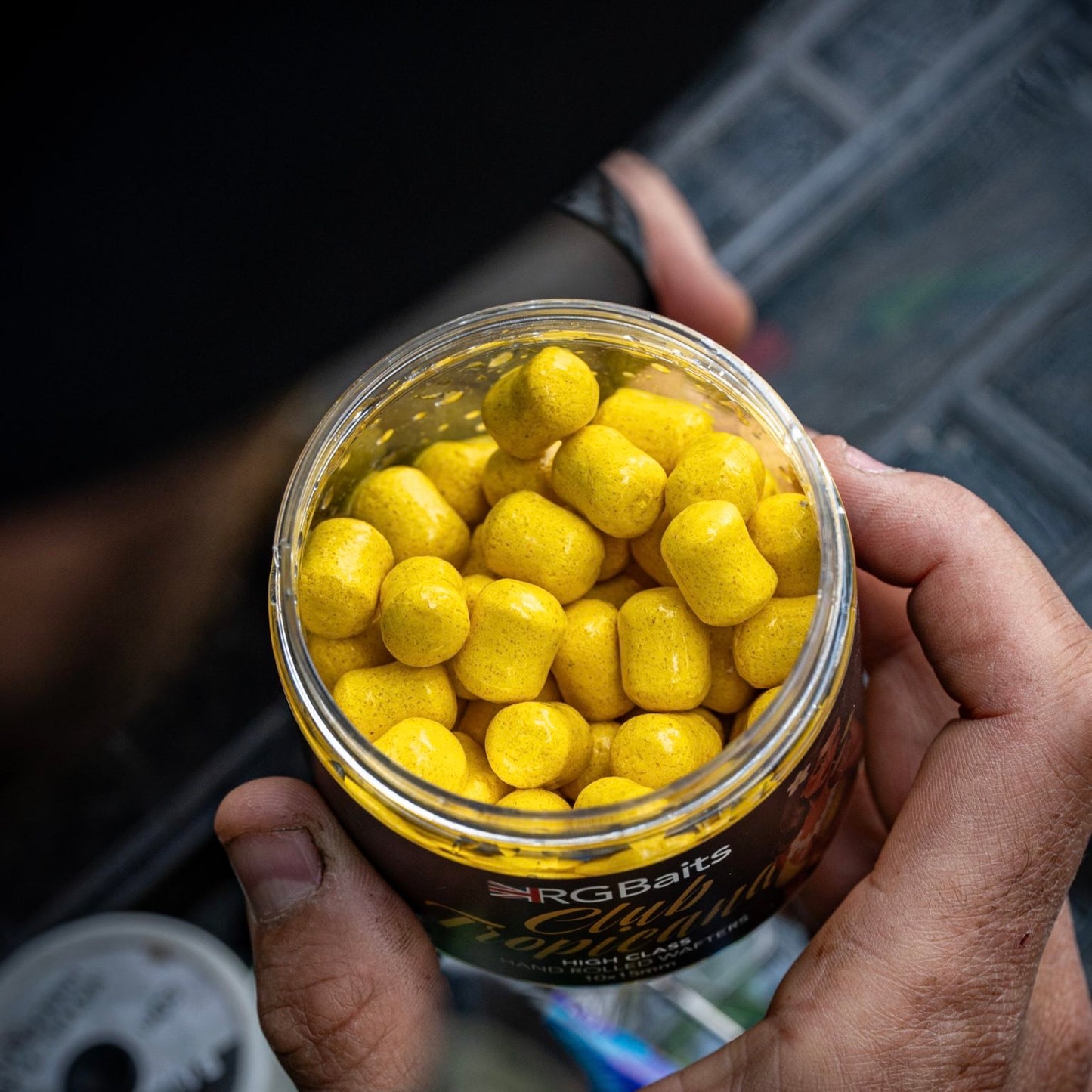 RG Baits - Club Tropicana ‘High Class’ Wafters 10x15mm + Booster