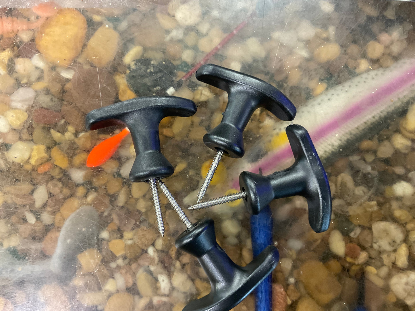 Dereks Platform Screws