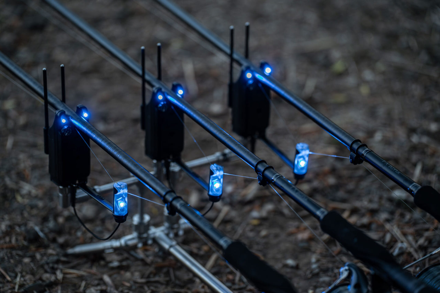 Delkim EV-R Digital Bite Alarm Presentation Set - 3 Rod Set