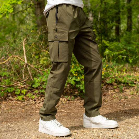 Terreign - Timeless Cargo Trousers - Green