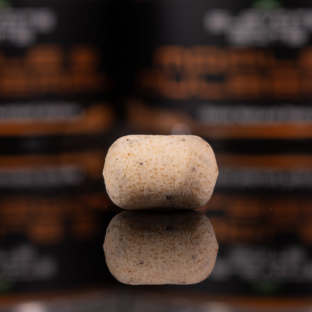 Elevate Baits - Maple & Mulberry 15mm Natural Dumbell Wafters