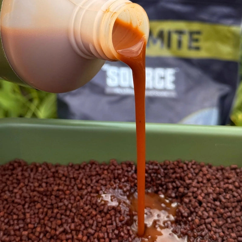 Dynamite - Big Fish River Barbel Pellet Soak Spicy Meat 500ml