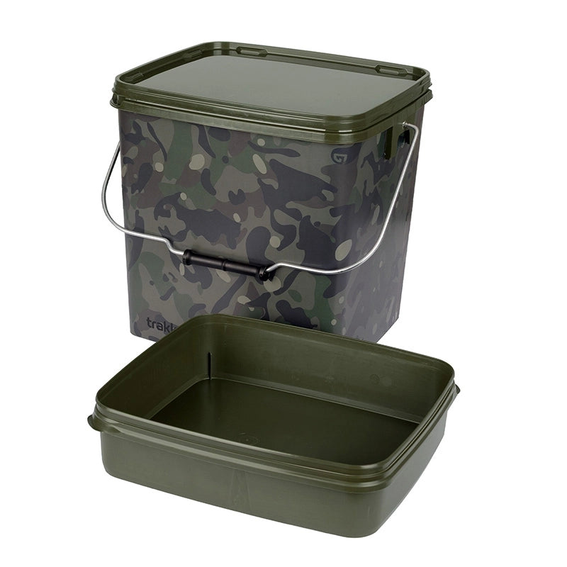 Trakker - 13Ltr Camo Square Container inc Tray
