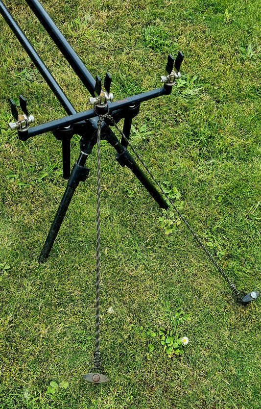 Squirrels Nuts Pod Safe Retainer Cord