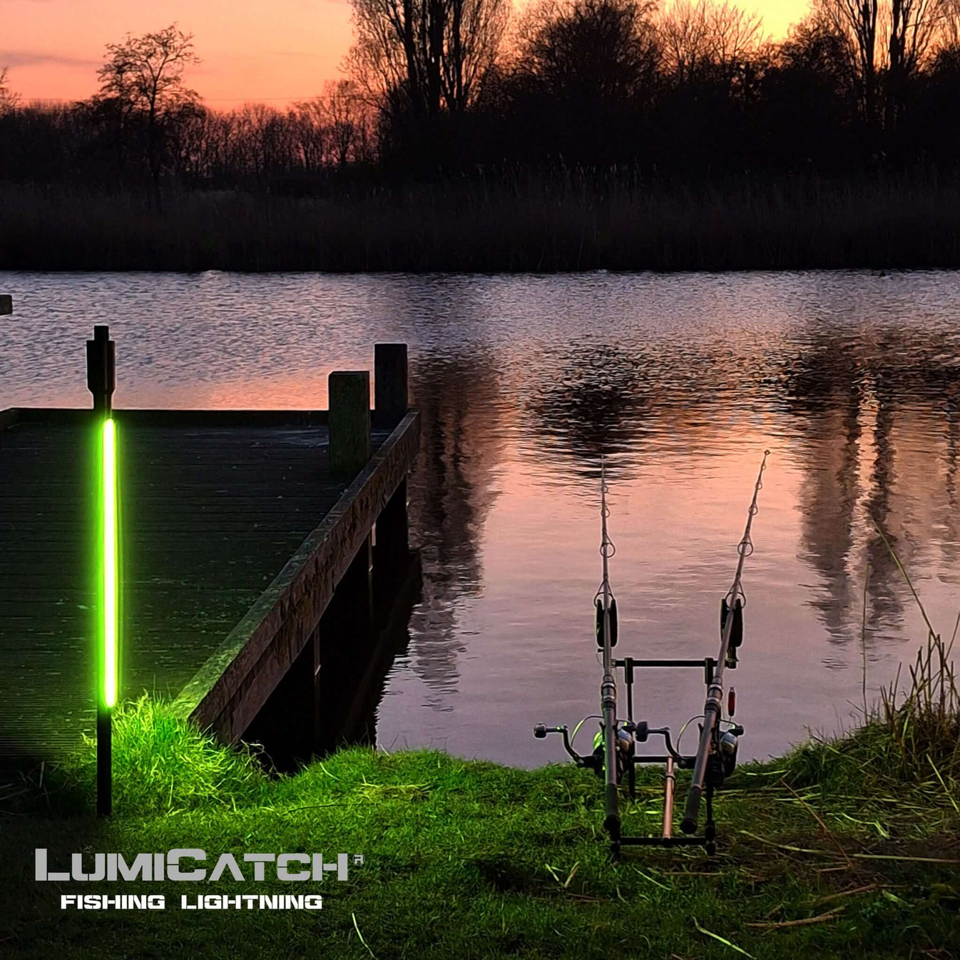 Fishsense LumiCatch Support BuzzOff – Mosquito-Repelling Outdoor Light with Green Mode