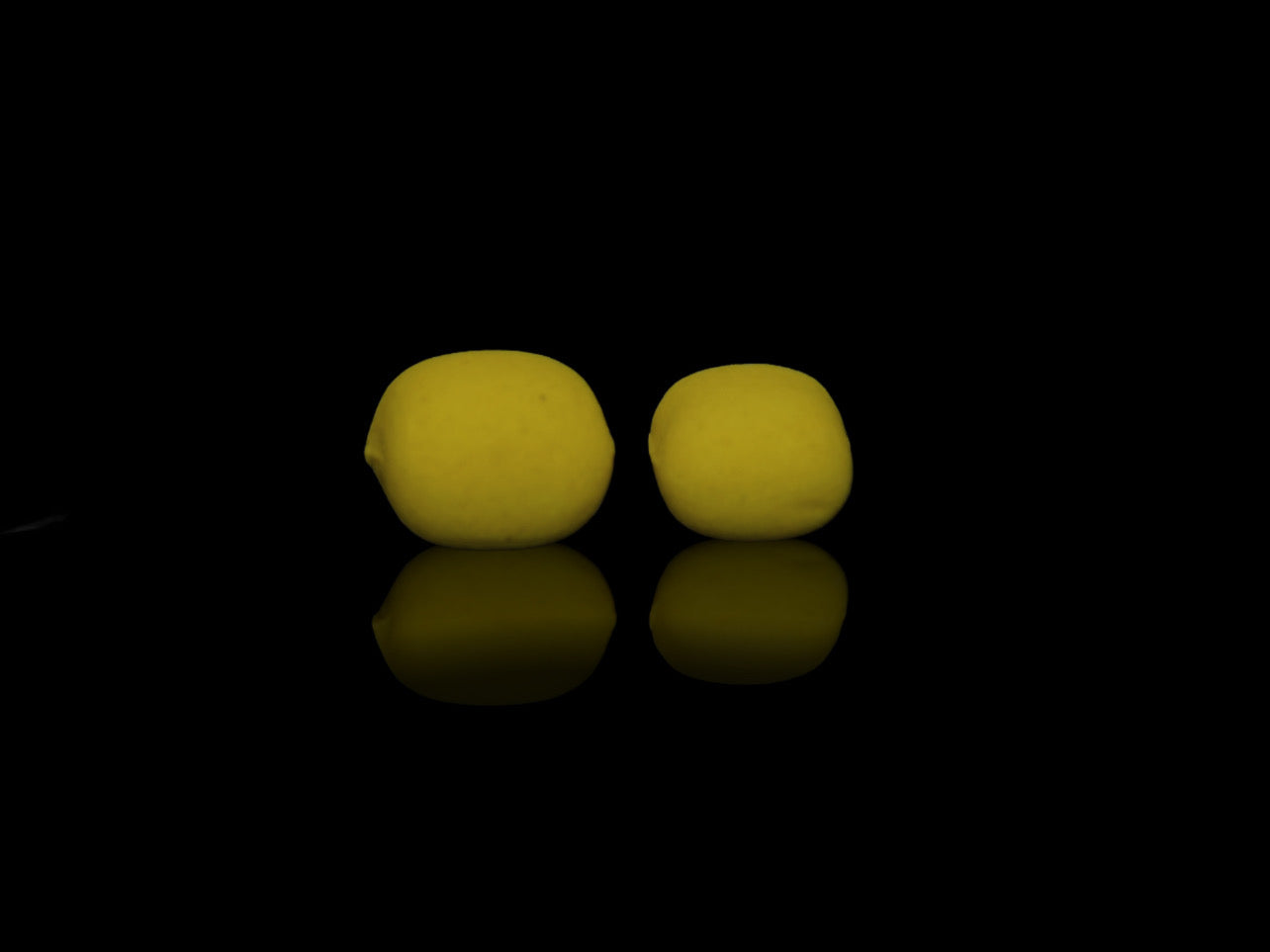 Elevate Baits - Bananna & Pineapple Pillows 10mm & 12mm Pop Up Hookbaits