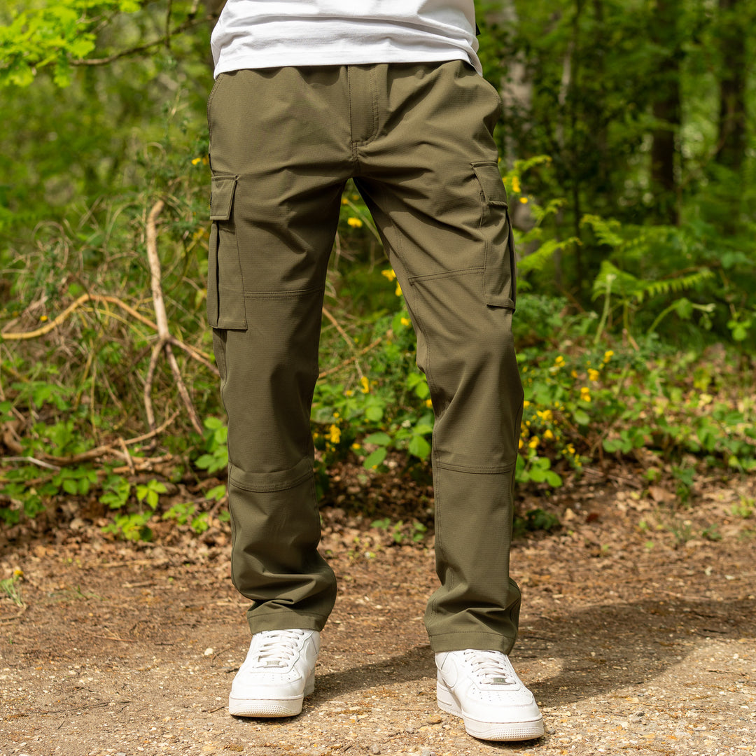 Terreign - Timeless Cargo Trousers - Green