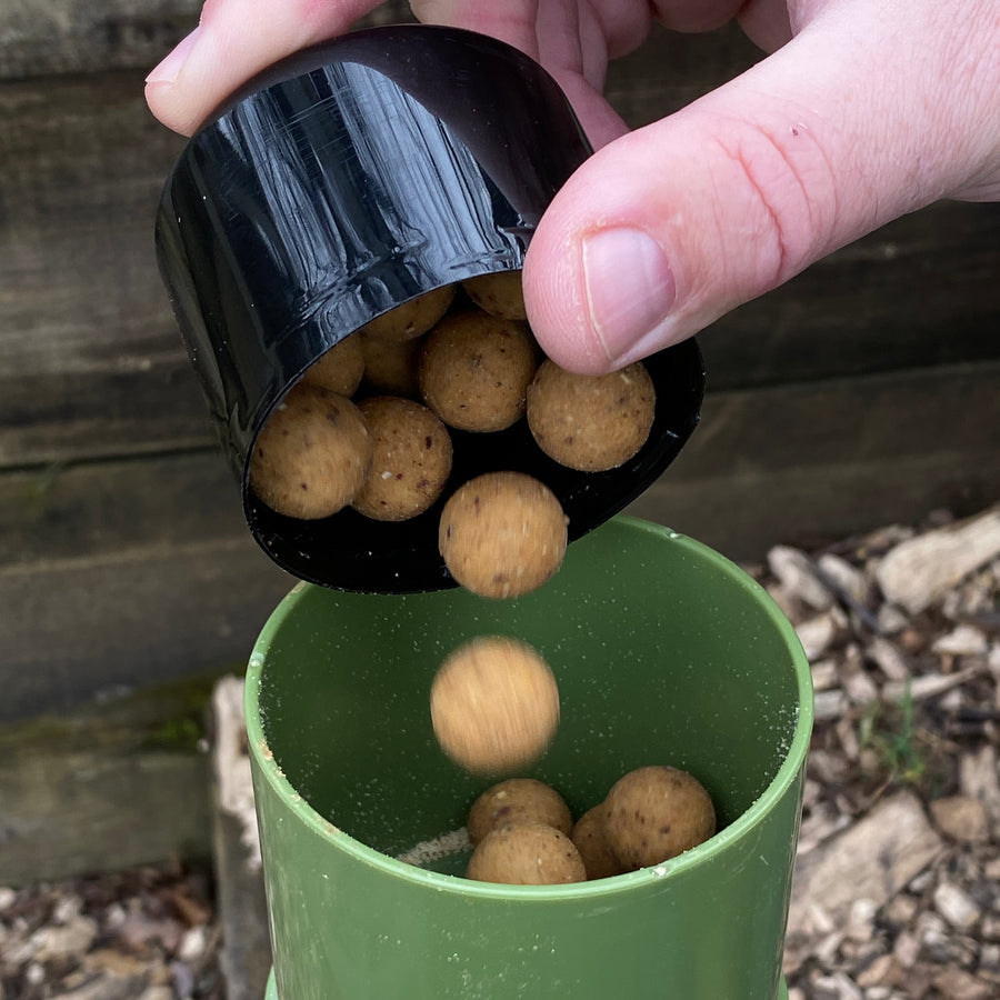 OMC - B8M8 Electronic Bait Grinder