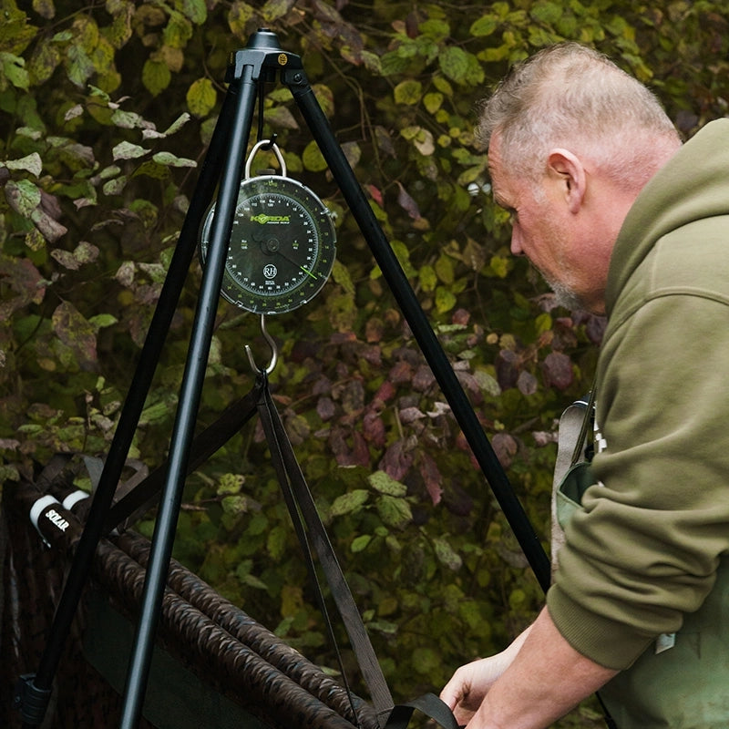 Solar - Worldwide Weigh Tri Pod
