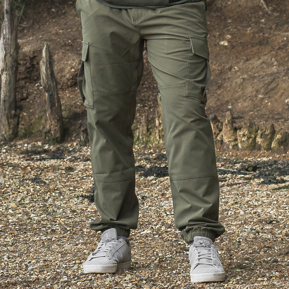 Terreign - Timeless Cuffed Cargo Trousers